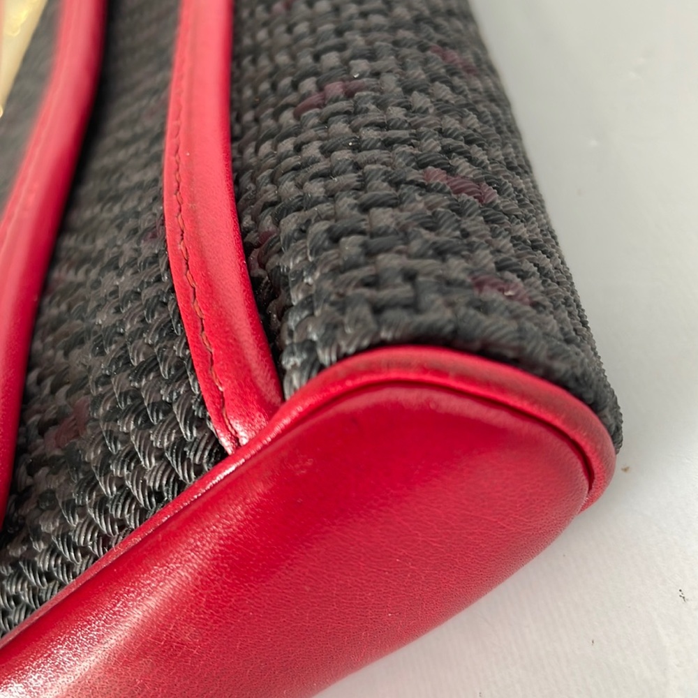 🔥🔥SALE🔥🔥Authentic Yves Saint Laurent Cassandra Crossbody/ Bag - Picture 9 of 17